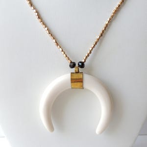 Vintage Faux Horn Bead Necklace