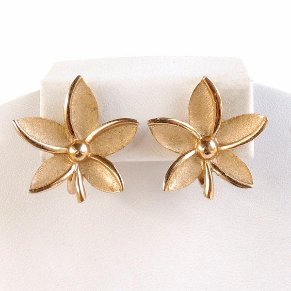 Crown Trifari Flower Clip On Earrings