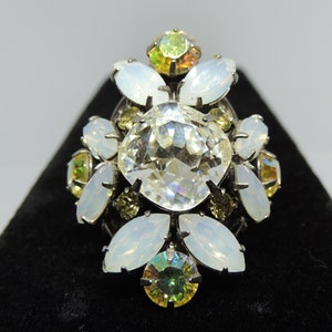 Anillo Sorrelli de ópalo sintético - Ajustable 7.5