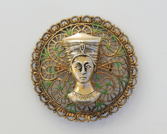 VTG West Germany Nefertiti Brooch