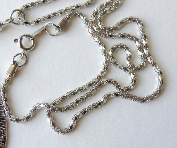 Vintage Feather Mesh Chain Necklace - image 6