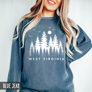 Comfort Colors® West Virginia Sweatshirt, State of West Virginia Crewneck, West Virginia Nature Pine Tree gift for him or gift her, WV Trip