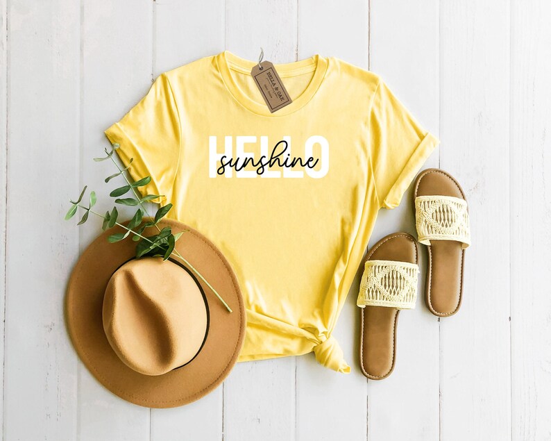 Hello Sunshine, Spring Shirt, Summer Shirt, Cute Shirt for Her & Him, Unisex Fit, Sunshine Shirt, Happy Shirt, Vacation Apparel immagine 2
