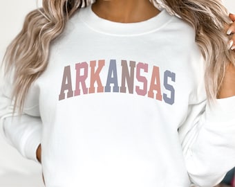 Arkansas Sweatshirt, AR Crewneck, State of Arkansas Gift for him her, Vintage Retro Arkansas Hoodie, Family Vacation Travel Outfit (Spring)