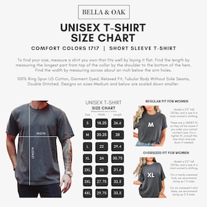 Puede incluir: Tabla de tallas de camiseta unisex con medidas en pulgadas. La tabla muestra el ancho y la longitud de la camiseta en las tallas S, M, L, XL, 2XL, 3XL y 4XL. La tabla tambi&eacute;n incluye informaci&oacute;n sobre el ajuste regular y el ajuste holgado para mujeres.