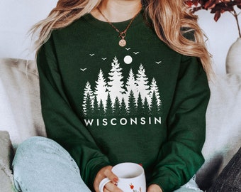 Wisconsin Sweatshirt, Wisconsin Crewneck, Cute Wisconsin, State of Wisconsin, Outdoor Wisconsin Hoodie, Wisconsin Gift, Wisconsin Hoodie her