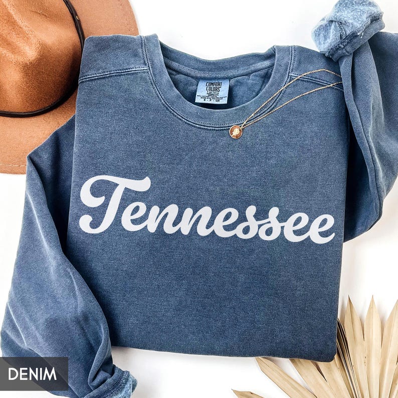 Comfort Colors® Tennessee Sweatshirt, Tennessee Crewneck, State of Tennessee Gift for him or her, Vintage Retro Tennessee Shirt, TN Sweater image 1