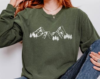 Comfort Colors® Long sleeve Mountain Shirt, Nature Gift, Hiking Shirt for women or men (unisex) Christmas gift, Outdoor Lover Mountain range