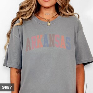 Comfort Colors® Arkansas Shirt, State of Arkansas Shirt, Travel Shirt for him or her, Cute Arkansas TShirt, Vintage Retro AR Trip (Spring) image 8