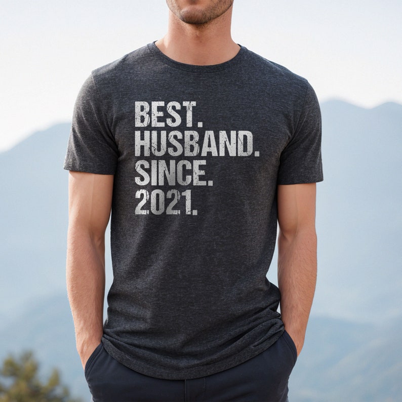 Anniversary Shirt for Men: Funny 'Best Husband Since' - Custom Year Gift afbeelding 8