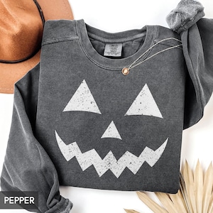 Comfort Colors® Halloween Sweatshirt, Pumpkin Face Crewneck, Funny Halloween crewneck, Jack O Lantern, Spooky Sweatshirt, Fall Women/men,