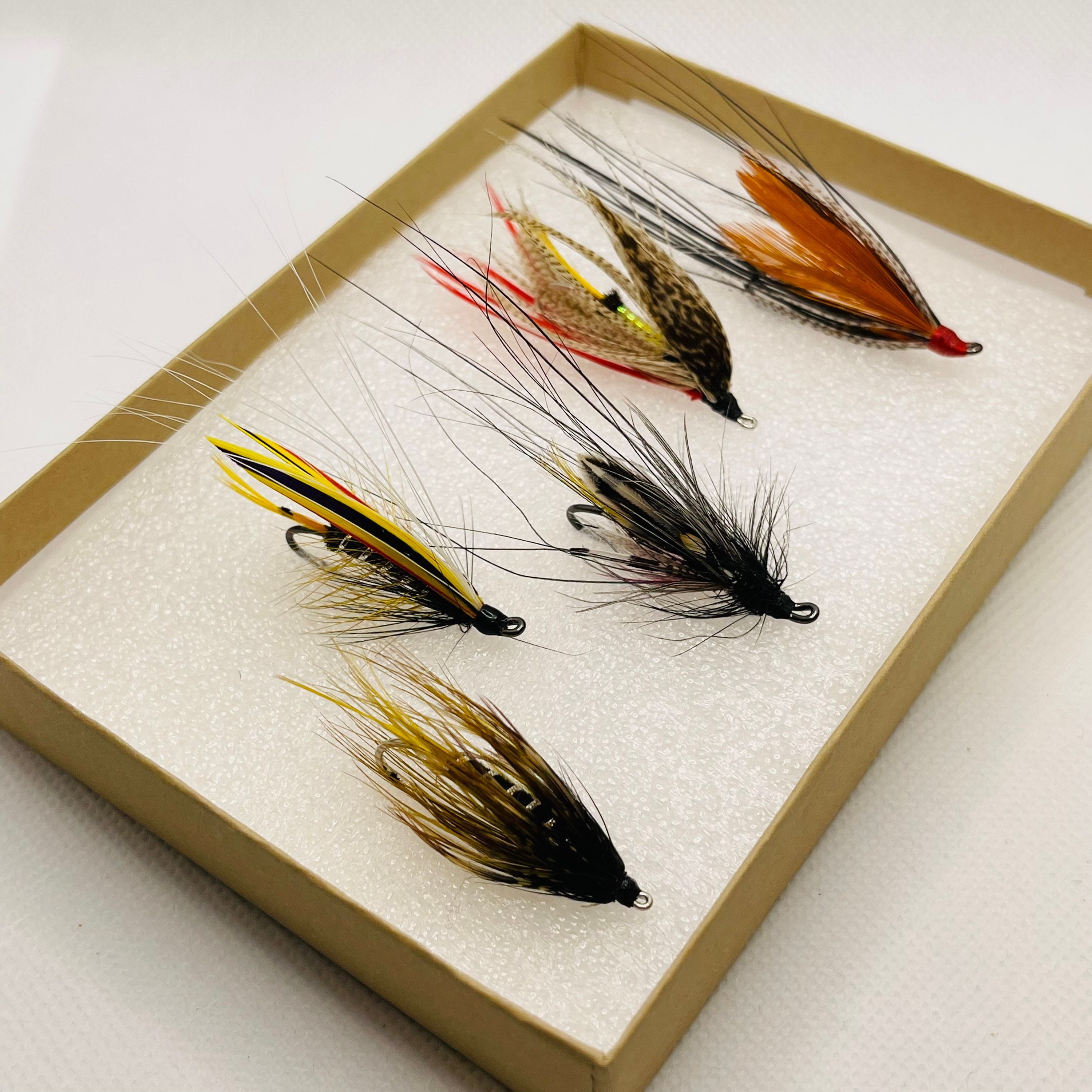 Mouches à saumon - Équipement de pêche pour la pêche au saumon - Pronature Plessisville & Victoriaville – Articles de chasse, pêche et plein air au Québec