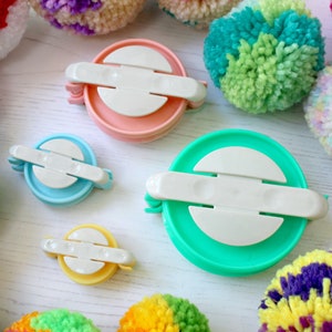 Creatori di pompon di varie dimensioni / Creazione di pompon, Creatore di pompon, Creatore di pompon, Lavoretti per bambini, Strumenti creativi, Merceria, Maglia, Uncinetto