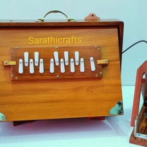 Shruti Box, 16x12x3 Pure Teak wood with Copper Tongue and FOOT PEDAL, gig Bag, Natural Color, Musical Instrument Tuned 432Hz and 440Hz image 4