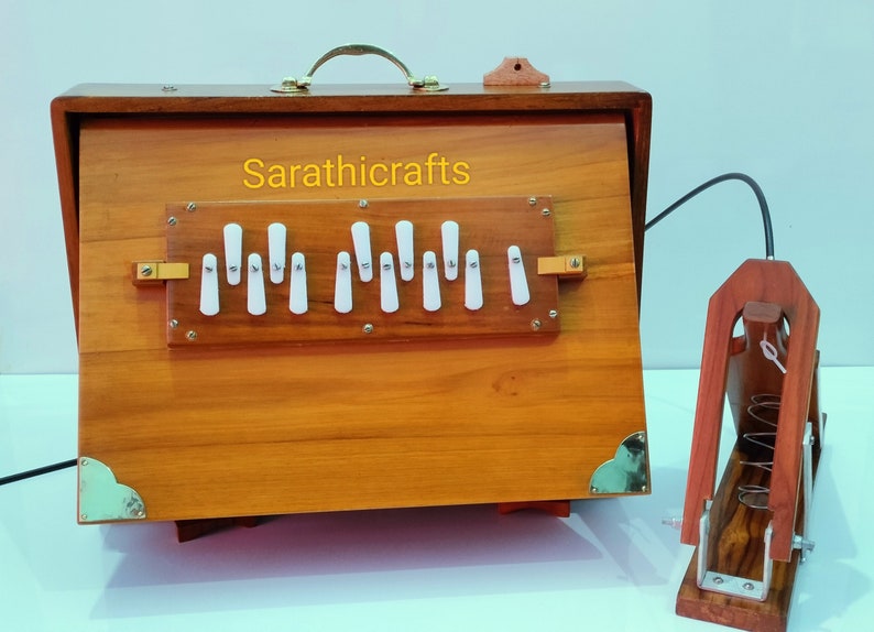 Shruti Box, 16x12x3 Pure Teak wood with Copper Tongue and FOOT PEDAL, gig Bag, Natural Color, Musical Instrument Tuned 432Hz and 440Hz image 4