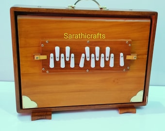 Boîte Shruti, grande et petite, sur pete, bois de teck pur, avec pochette, couleur naturelle, instrument de musique accordé à 432 Hz et 440 Hz (fabriqué en Inde)