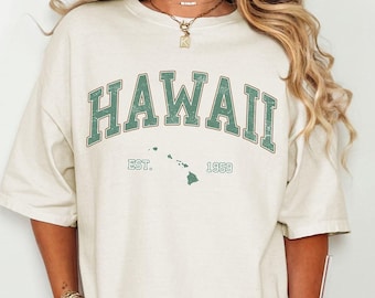 Vintage Hawaii Shirt, Comfort Colors T-Shirt, National Park Shirt, Hawaii Couple Tee, Retro Style Shirt, Hawaii Travel Gift, Honeymoon Gift