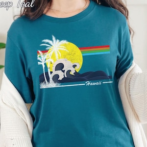 Retro Vintage Hawaii Shirt, Hawaii Surfing Gift, Hawaii Vacation Tshirt, Retro Tee