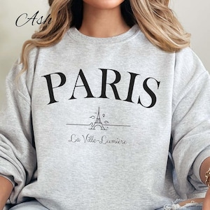 Aesthetic Paris Sweatshirt: Retro French Crewneck, Ideal Gift for Wanderlust Souls