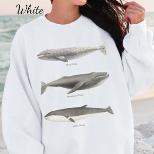 Cozy Vintage Whale Sweatshirt - Perfect Gift for Ocean Lovers!