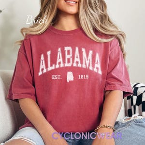 Alabama Vintage Style Comfort Colors Shirt, College Student Tee, Alabama Family Travel Gift, Sports Fan Souvenir, Game Day Shirt