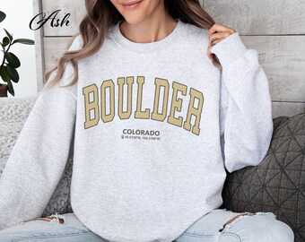 Vintage Boulder Colorado Sweatshirt, Boulder Colorado Student Sweater, Boulder Travel Gift, Boulder Fan Sweater, Boulder Cozy Crewneck