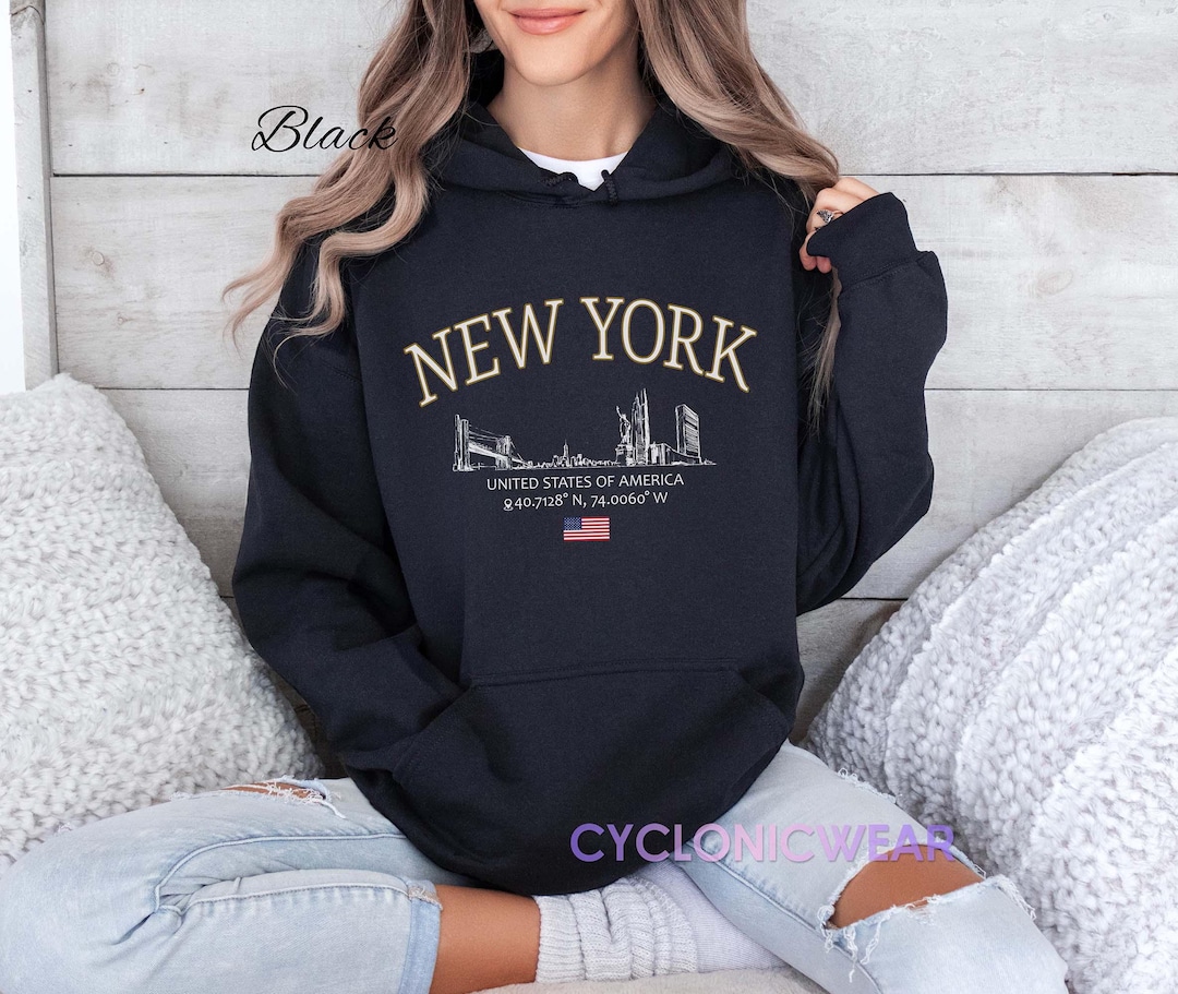 New York Skyline White Embroidered Sweatshirt main image 1