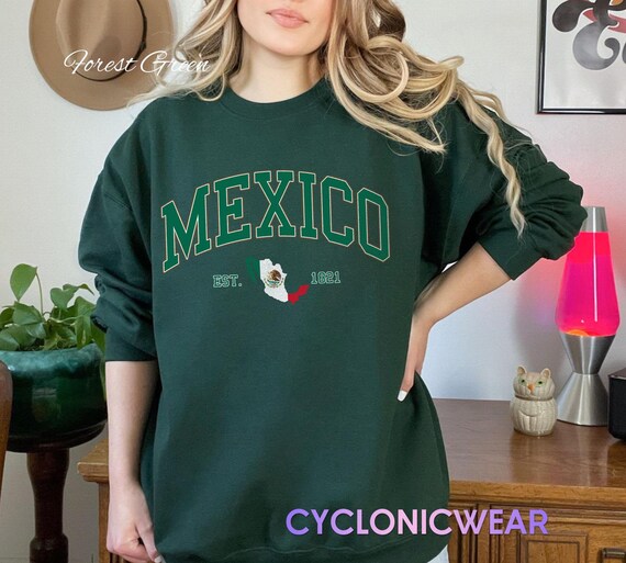 Chihuahua T Shirt - Varsity Style Mexico Flag Chihuahua T Shirt - Varsity Style Mexico Flag
