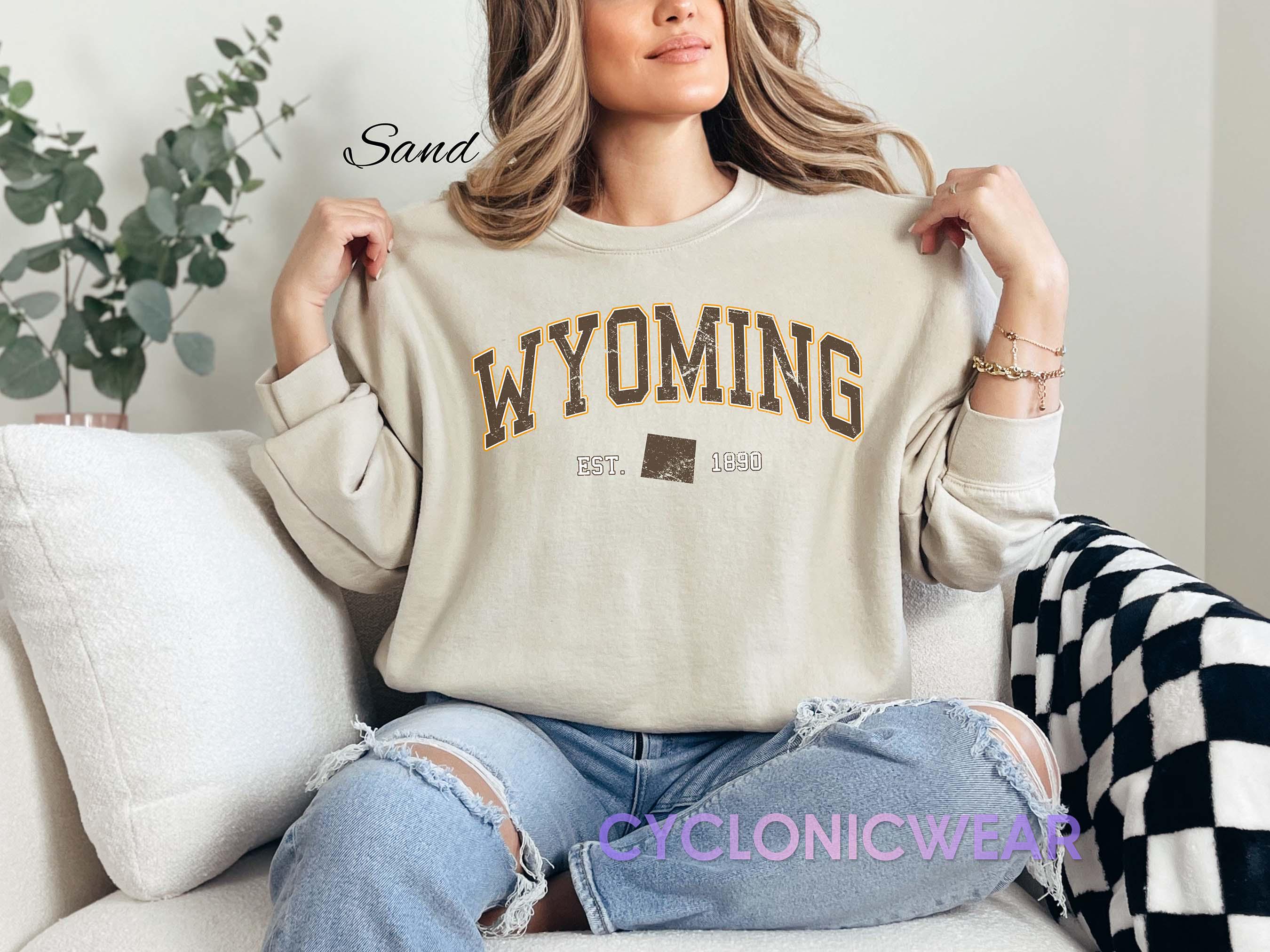 Wyoming College Sweatshirt - Varsity Style Hoodie In Purpurrot & Gold