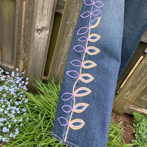 Floral Painted Jeans-Women&#39;s Levi Jeans-Custom Painted Denim-Trendy Leaf Print Jeans-Painted Mom Jeans