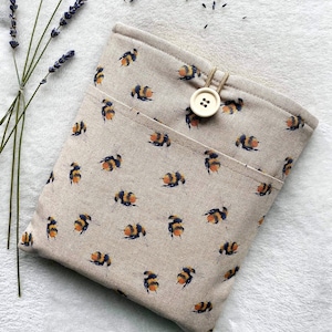 Bee Book Sleeve with Pocket, Padded Book Cover, Book and Kindle Accessory, Book Protector, Book Bag, Bookish Gifts, Book Purse