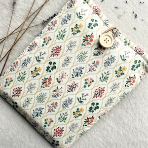 Floral Book Sleeve, Padded Book Cover, Book Purse, Fabric Book Pouch, Book and Kindle Accessories, Book Lover Gift, Book Protector, Book Bag