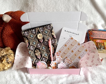 Kobo & Kindle Decor Box- Autumn Kindle Accessories | Sleeve | Insert | Magnetic Grip Holder | Stickers | Charm