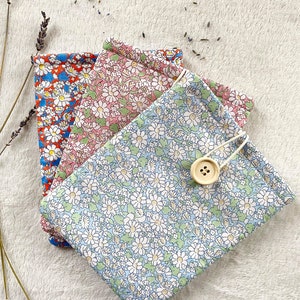 Floral Kindle Sleeve, Kindle Paperwhite and Scribe Case, Padded Kindle Cover, Book & Kindle Accessories, Bookish Gifts for Readers
