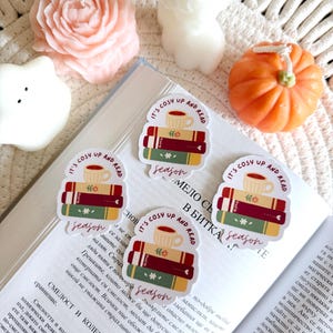 Gemütlicher Bücherstapel Aufkleber, Herbst Aufkleber für Kindle, Herbst Kaffee Leseaufkleber, Kindle Zubehör, Geschenke für Leser, Bücherwurm Merch