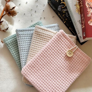 Cotton Kindle Paperwhite and Scribe Case, Padded Kindle Sleeve, Kindle Cover, Bookish Accessories, Book Lover Gift, Kindle Pouch for Readers