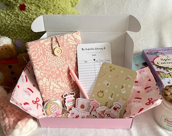 Kobo & Kindle Decor Box- Christmas Kindle Accessories | Sleeve | Insert | Magnetic Grip Holder | Stickers | Charm
