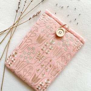Embroidered Kindle Sleeve, Kindle Paperwhite and Scribe Case, Floral Kindle Cover, Book & Kindle Accessories, Bookish Gifts for Readers