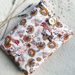 Japanese Book Sleeve, Padded Book Cover, Book Purse, Fabric Book Pouch, Book Accessories, Book Lover Gift, Book Protector, Cotton Book Bag