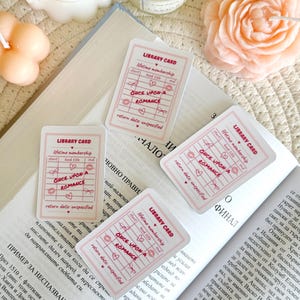 Pegatina de tarjeta de biblioteca, pegatina para Kindle, pegatina de novela romántica vintage, accesorios para Kindle, regalos literarios para lectores, artículos literarios, club de lectura