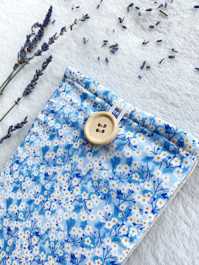 Floral Kindle Sleeve, Kindle Paperwhite Case, Blue Kindle Cover, Bookish Gifts, Kindle Protector, Book Accessories, Padded Kindle Pouch image 4