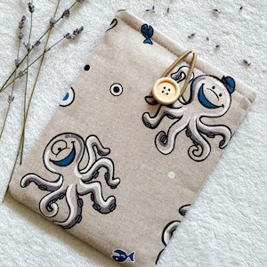 Octopus Kindle Sleeve, Kindle Paperwhite and Scribe Case, Padded Marine Kindle Cover, Book & Kindle Accessories, Bookish Gifts for Readers
