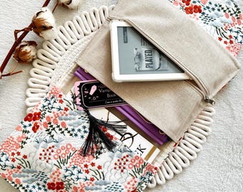 Floral Double Book Sleeve with Pockets, Embroidery Padded Notebook Cover, Kindle Case, Book Accessories, Bookish Gifts for Readers, Book Bag