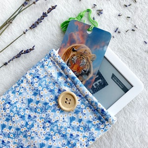 Floral Kindle Sleeve, Kindle Paperwhite Case, Blue Kindle Cover, Bookish Gifts, Kindle Protector, Book Accessories, Padded Kindle Pouch image 5