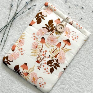 Mushroom Kindle Sleeve, Kindle Paperwhite and Scribe Case, Floral Padded Kindle Cover, Book & Kindle Accessories, Bookish Gifts for Readers