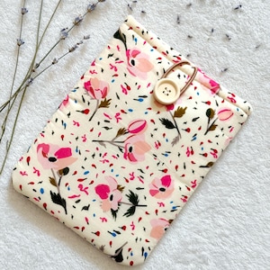 Kindle Paperwhite & Scribe Case, Padded Kindle Sleeve, Flower Ebook Cover, Bookish Gifts, Book Lover Accessories, Kindle Pouch for Readers