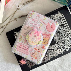 Magnetic Silly Goose Kindle Grip, Coquette Floral Kindle Holder, Kindle Accessories, Bookish Gifts for Bookworms, Booktok, Bookish Merch