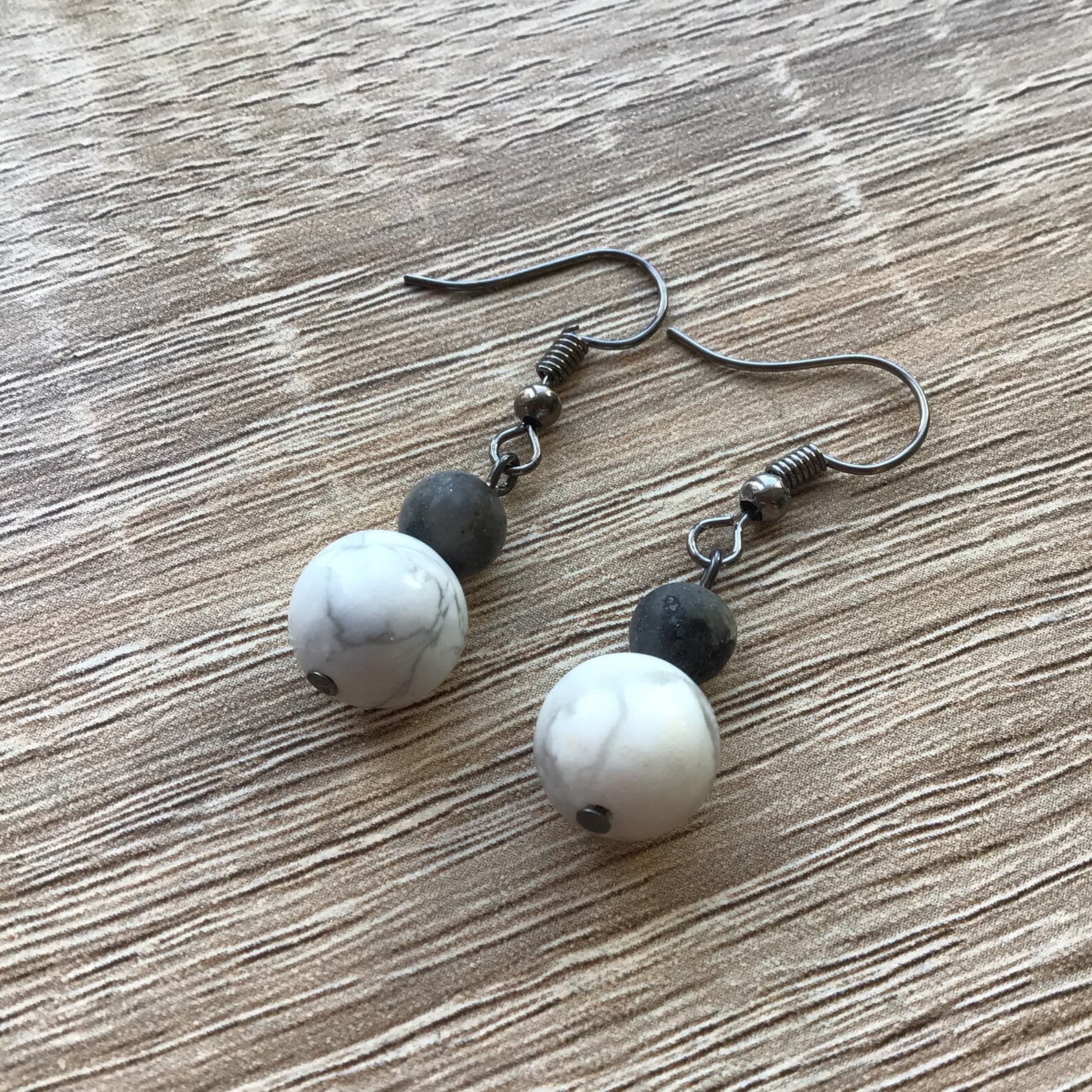 Pierre précieuse Naturelle blanche et grise Howlite et Matte Etsy