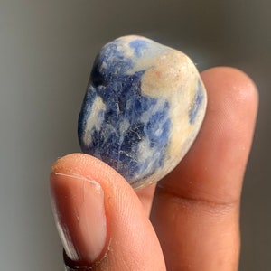 Sodalith Kristall Trommelstein | Heilsteine | Chakra Steine | Steine und Mineralien | Mineral-Exemplar