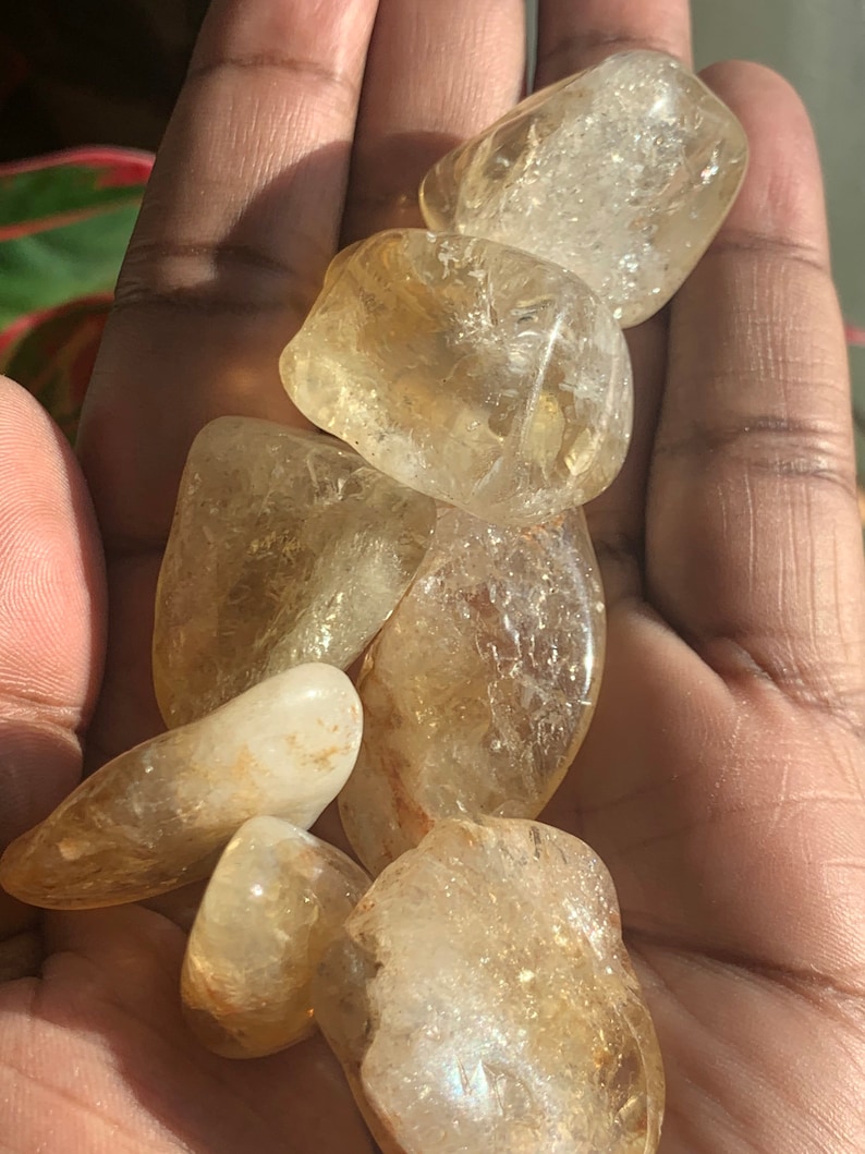 Golden Healer Quartz Meaning Properties and Powers
